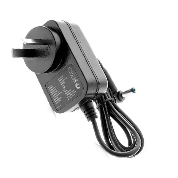 FUENTE SWITCHING 9V 2.5A PLUG IN - 5.5MM